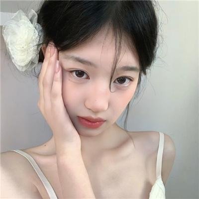 动态漫画·开局强吻裂口女